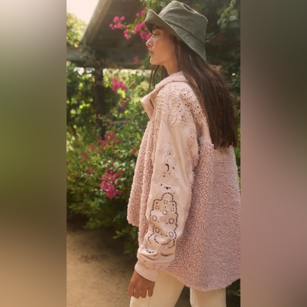 New Free People pink Sherpa and Lace Seaside Fleece xs jacket